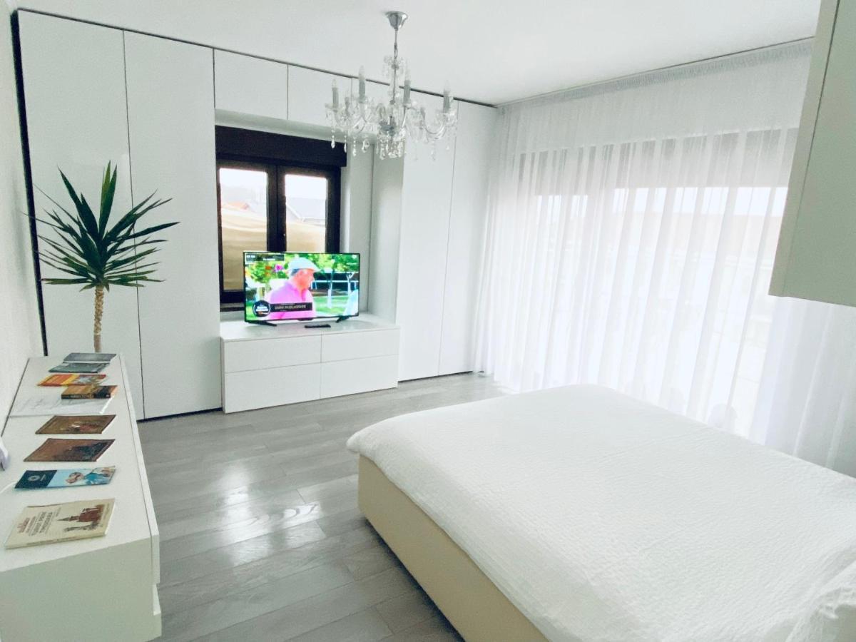 Venetia Apartament - Timisoara Lejlighed Eksteriør billede