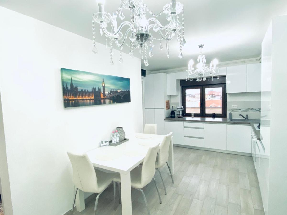 Venetia Apartament - Timisoara Lejlighed Eksteriør billede